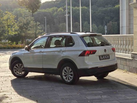 взять в аренду Volkswagen Tiguan