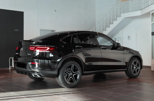 взять в аренду Mercedes GLC Coupe 300 4matic