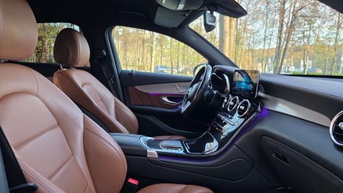 взять в аренду Mercedes GLC Coupe 300 4matic