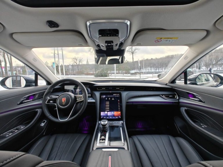 Эволюция руля: от деревянного штурвала до джойстика в Tesla