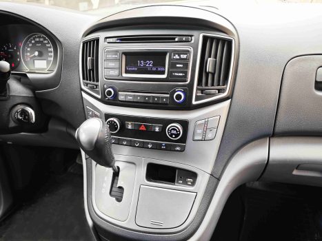 взять в аренду Hyundai H-1